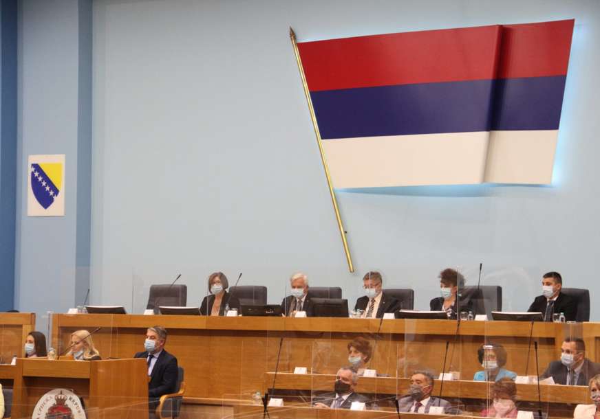 Zakonska zaštita srpskog jezika i ćirilice: Počela posebna sjednica Narodne skupštine Republike Srpske