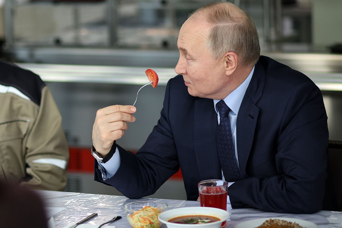 Putin degustirao paradajz, Peskov otkrio koliko je to bezbjedno