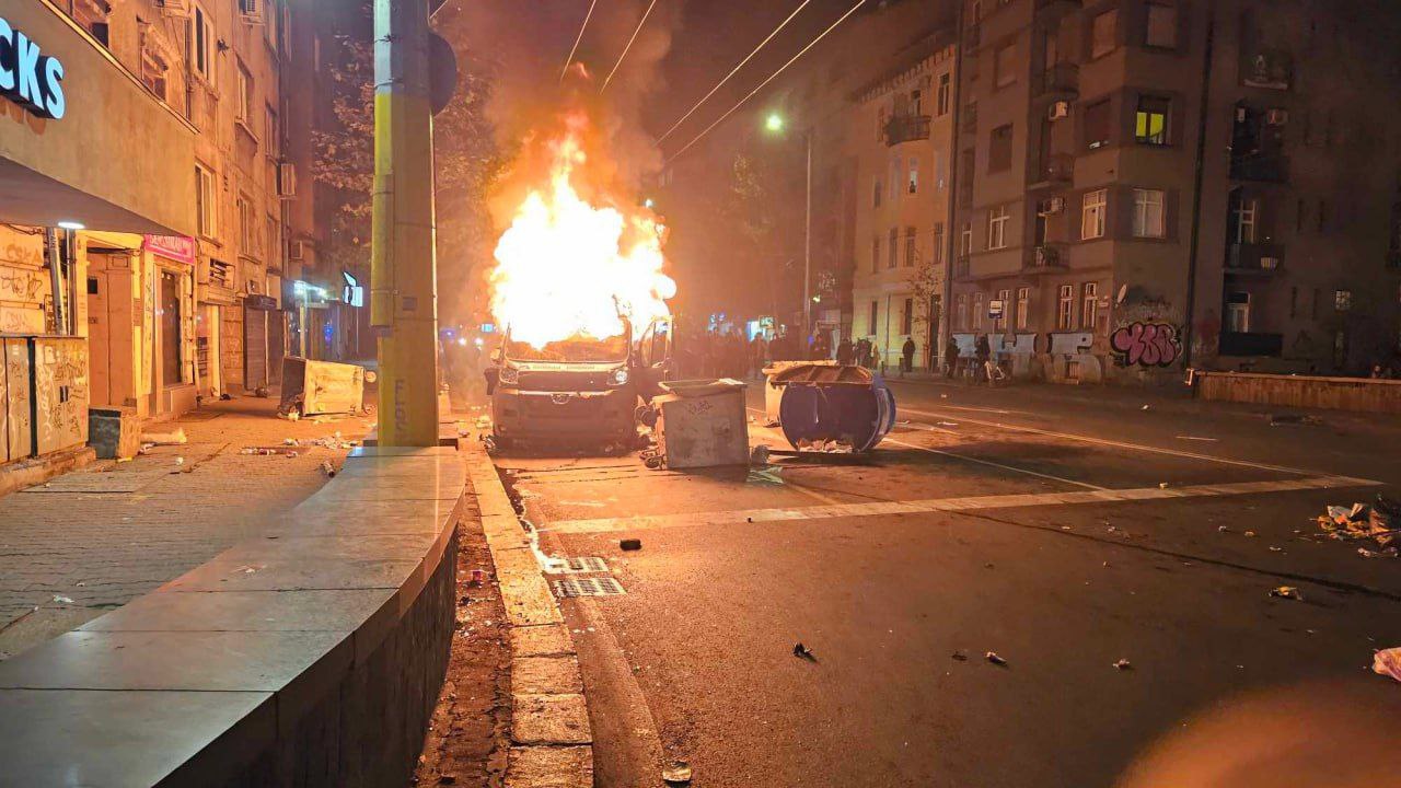 Haos u Sofiji: Veliki sukob navijača i policije