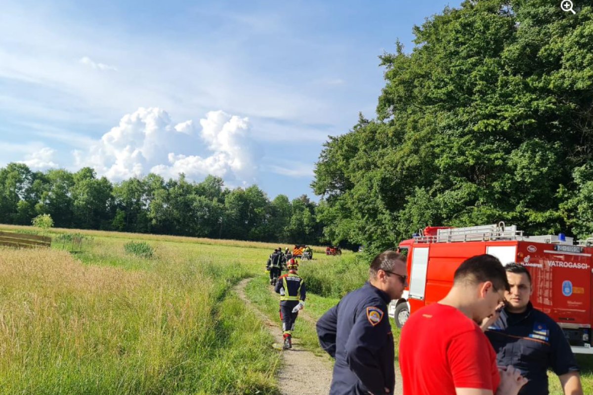 U padu aviona kod Zagreba jedno lice poginulo, četvoro povrijeđenih