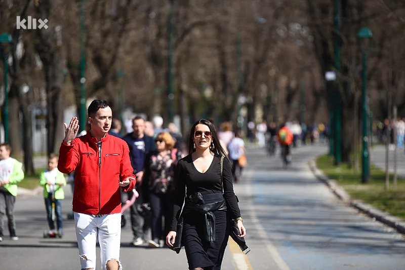 Jutros u nekim mjestima osvanuo mraz: Čekaju nas topli dani, a onda stiže promjena