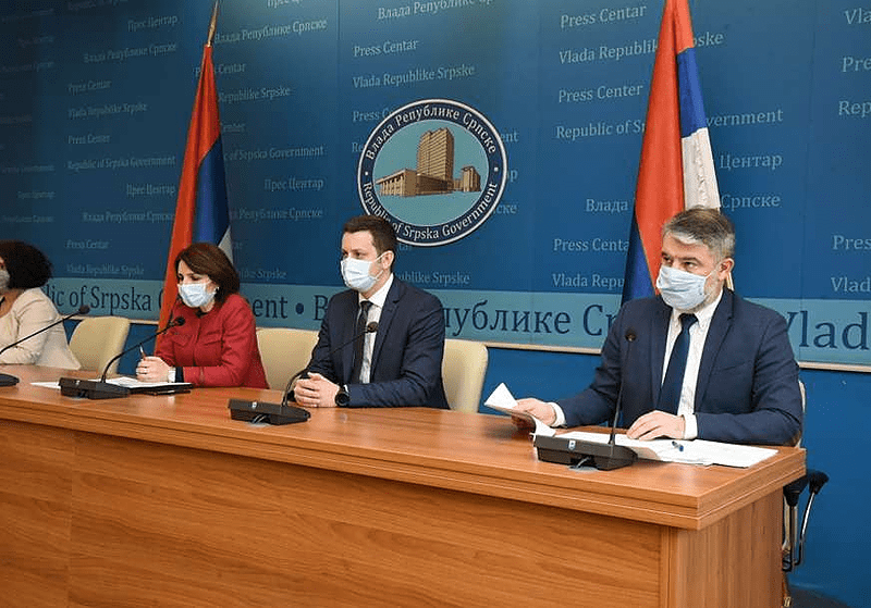 Republički štab donio nove mjere: U Srpskoj se OTVARAJU TRŽNI CENTRI, usporava se proces vakcinacije građana