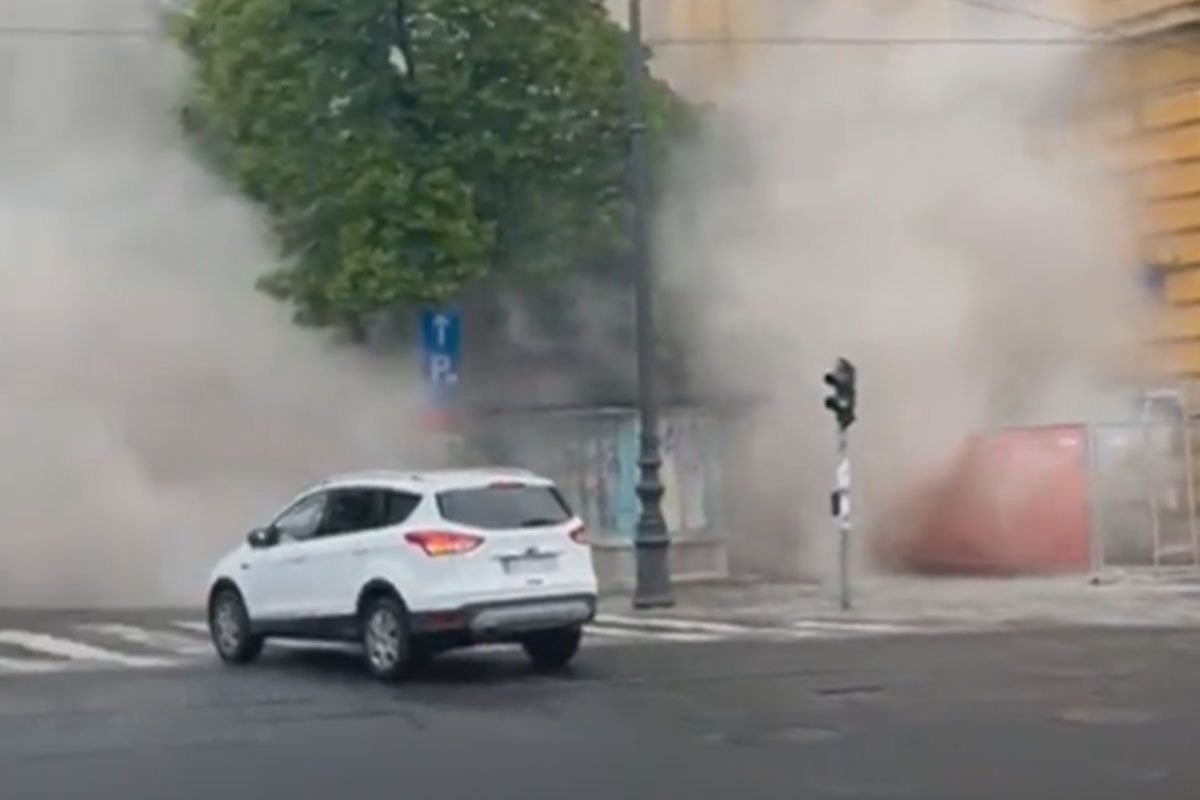 Urušila se skela u centru Zagreba, radnici bježali