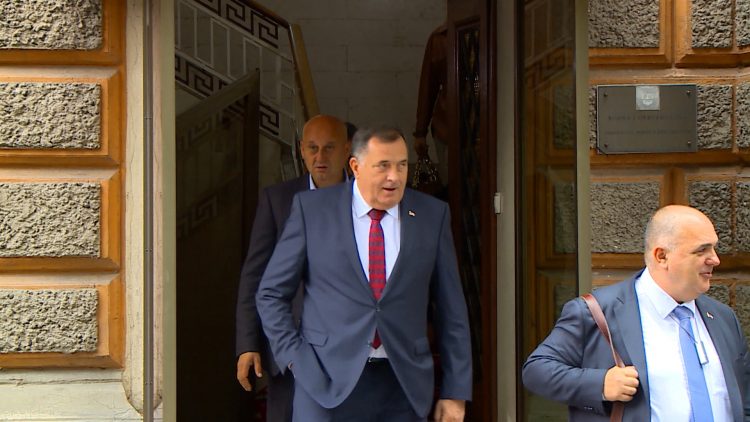 Dodik: SAD smatraju BiH svojom okupiranom teritorijom