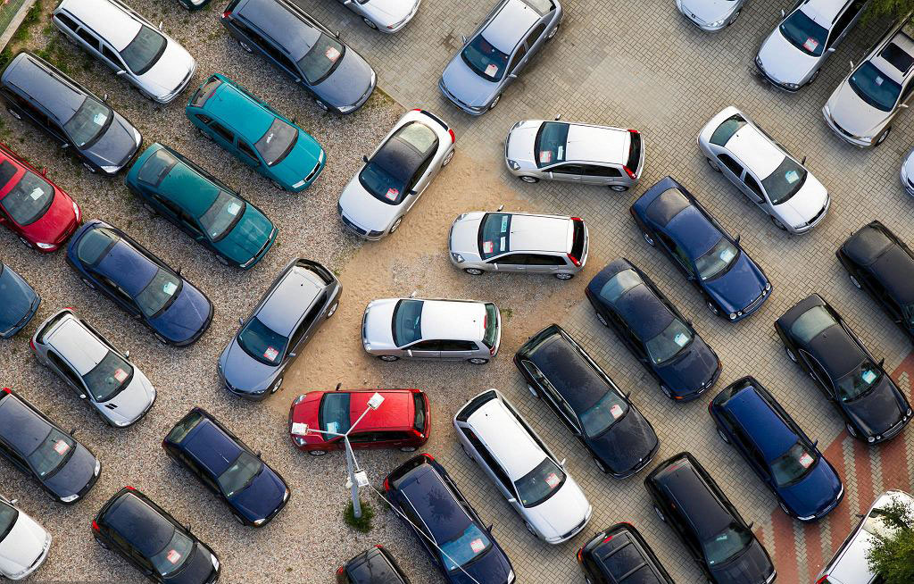 PRODAJA SVE LOŠIJA Automobili se manje kupuju, najveća tržišta u najvećem padu