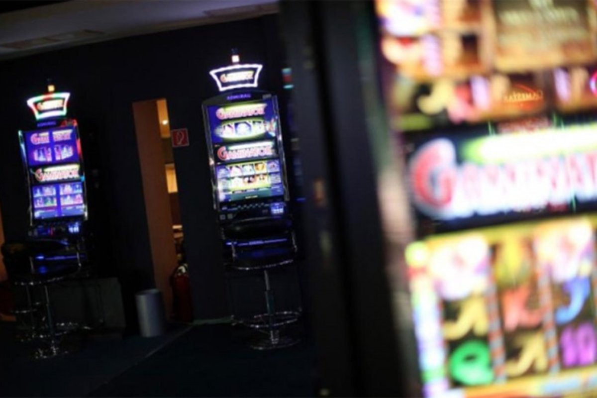 Polupao aparate u kladionici