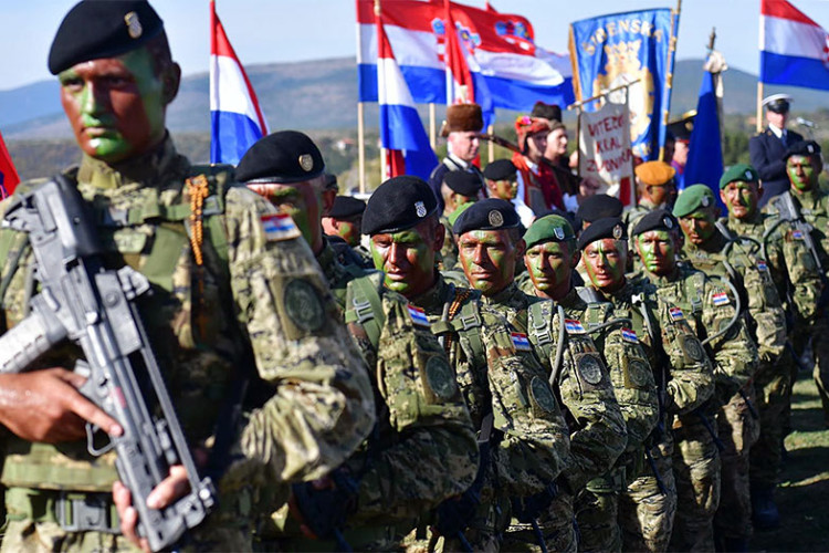 Panika u regionu: Hrvati hoće da pošalju vojsku na granicu sa BiH i Srbijom?