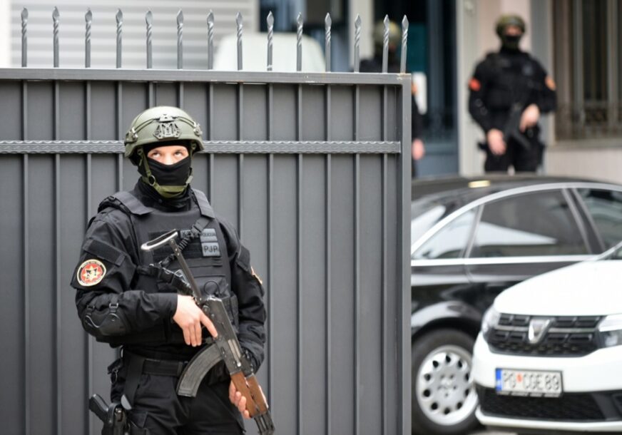 Napadač u bjekstvu: Pucnjava u Crnoj Gori, ima mrtvih