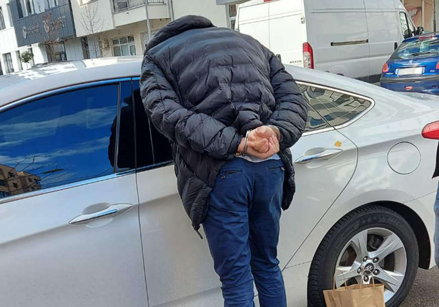 NUTELA GA KOŠTALA FOTELJE I IMOVINE Potvrđena optužnica protiv Hadžibegovića zbog primanja mita od 3.000 evra