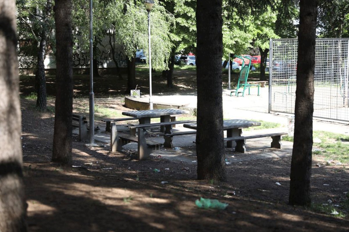 Objavljen snimak huligana koji bježe nakon napada na Mijatovića (VIDEO)