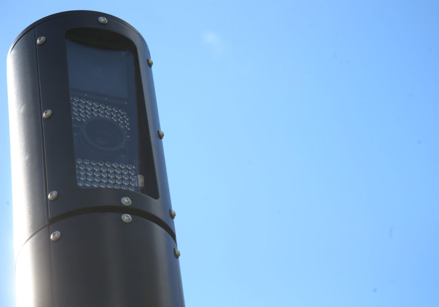 U Banjaluci NOVI RADAR: Lovi vozače u Srpskim Toplicama