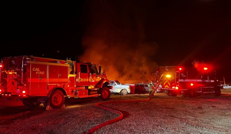 🎥 Amerikanac tvrdi da mu se dom zapalio zbog pada meteorita, izgoreli su mu kuća i pas