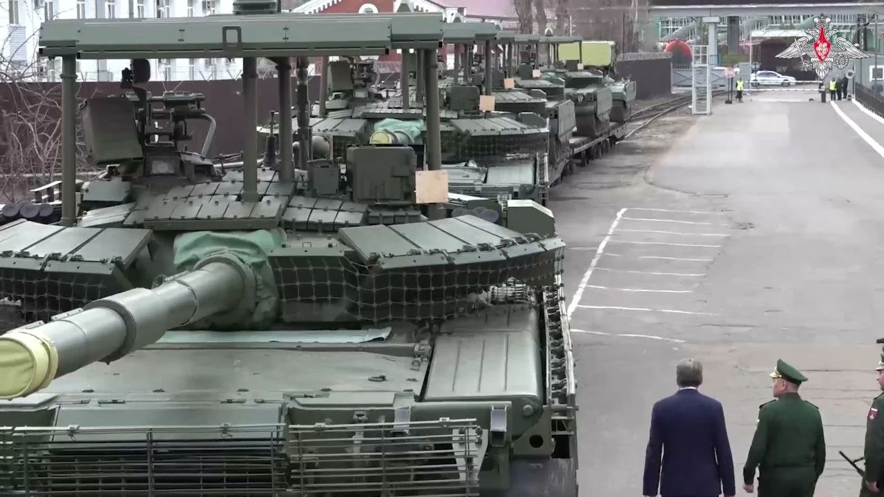 Švedska priznala: Rusija proizvodi više oružja nego što Zapad može da isporuči Ukrajini