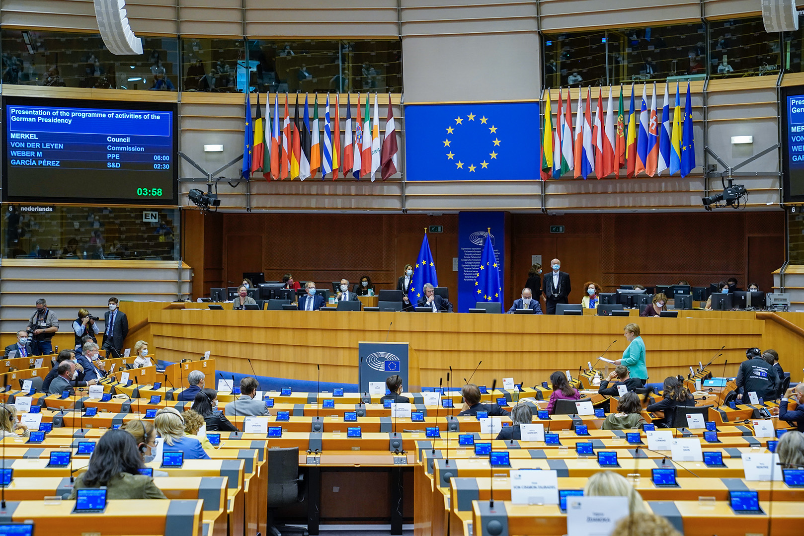 Sankcije Dodiku i obustava pomoći Republici Srpskoj!?