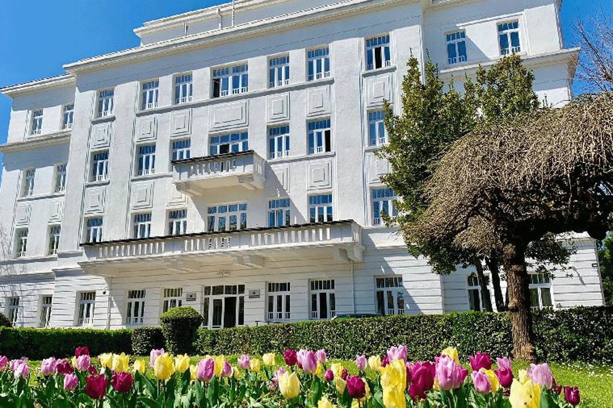 U toku evakuacija Gradske uprave u Podgorici zbog dojave o mogućem terorističkom napadu