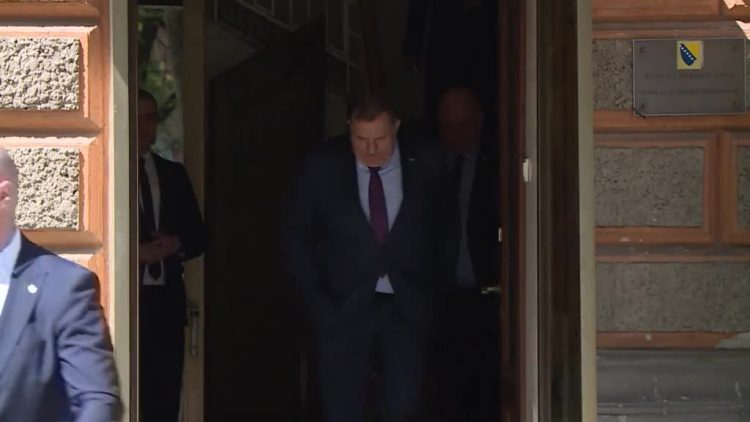 Dodik: Srbi nisu ginuli za BiH