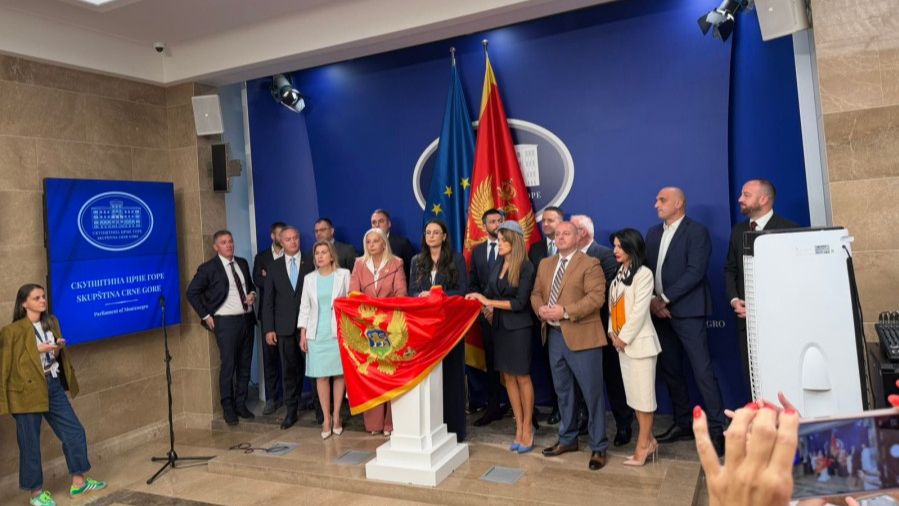 DPS prekida institucionalnu saradnju sa Vladom i većinom do sjednice o smjeni Mandića