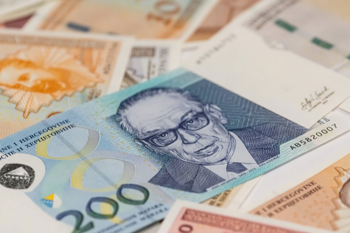 Bračni par osumnjičen za zelenaštvo, pronađeno više od 200.000 KM