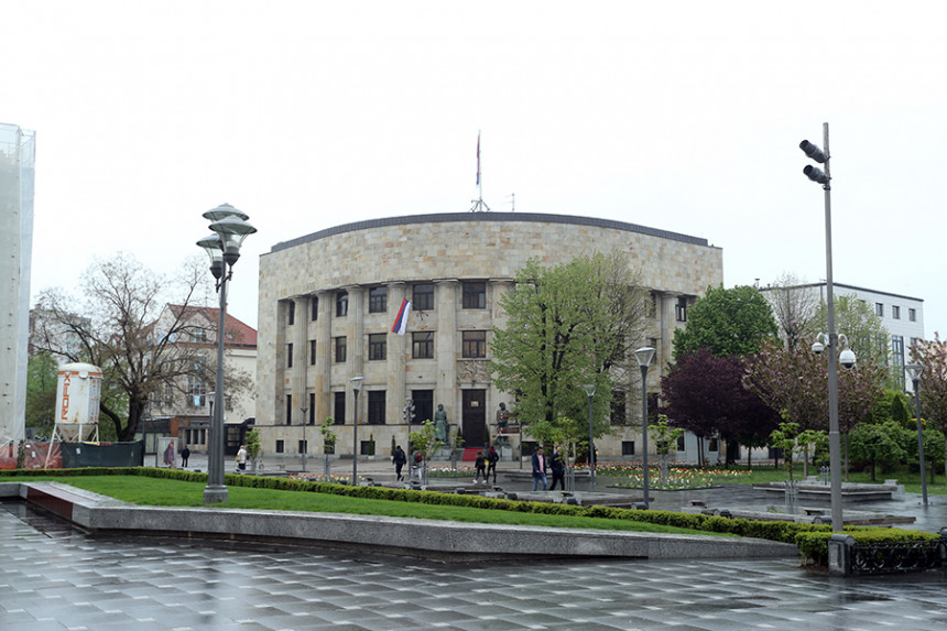 Banjaluka: Prijetio pištoljem kod Palate predsjednika