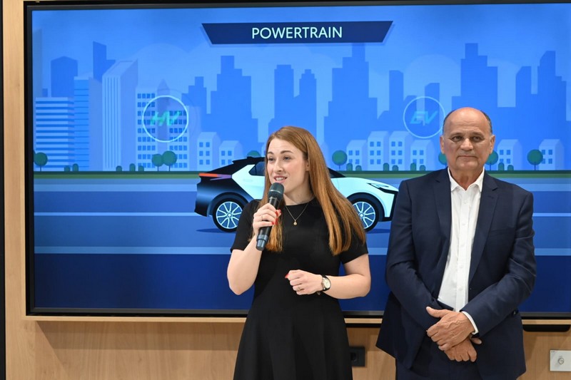 Svečano otvoren modernizovani Toyota Sladaboni salon! (FOTO)