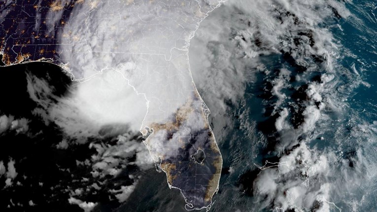 Uragan Idalia stigao na Floridu: Situacija opasna, već 116.000 ljudi bez struje