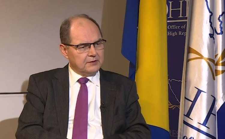 Ne znam kakve kontramjere Dodik zamišlja, možda više neće kupovati kiselu vodu iz Njemačke