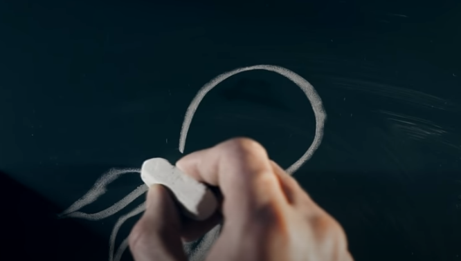 Bijela kreda uklanja buđ, vlagu i masne mrlje sa odjeće