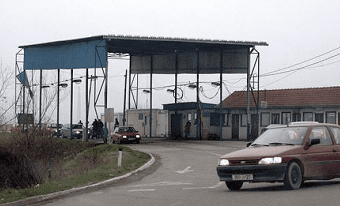 GRANIČNI POLICAJCI Uhapšeni zbog primanja mita