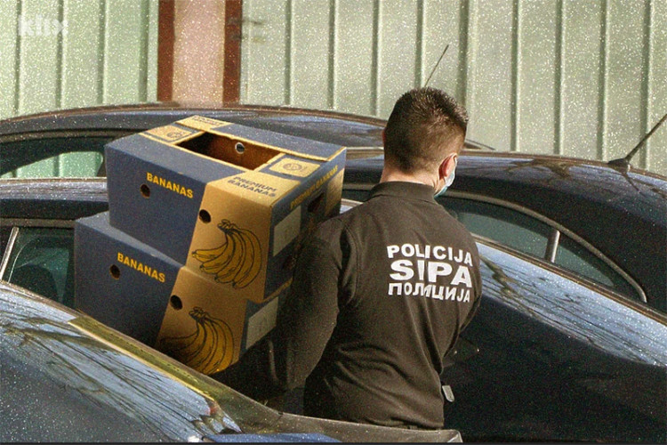 “Banane na kokainu”: Zbog čega se droga najčešće krijumčari u ovom voću