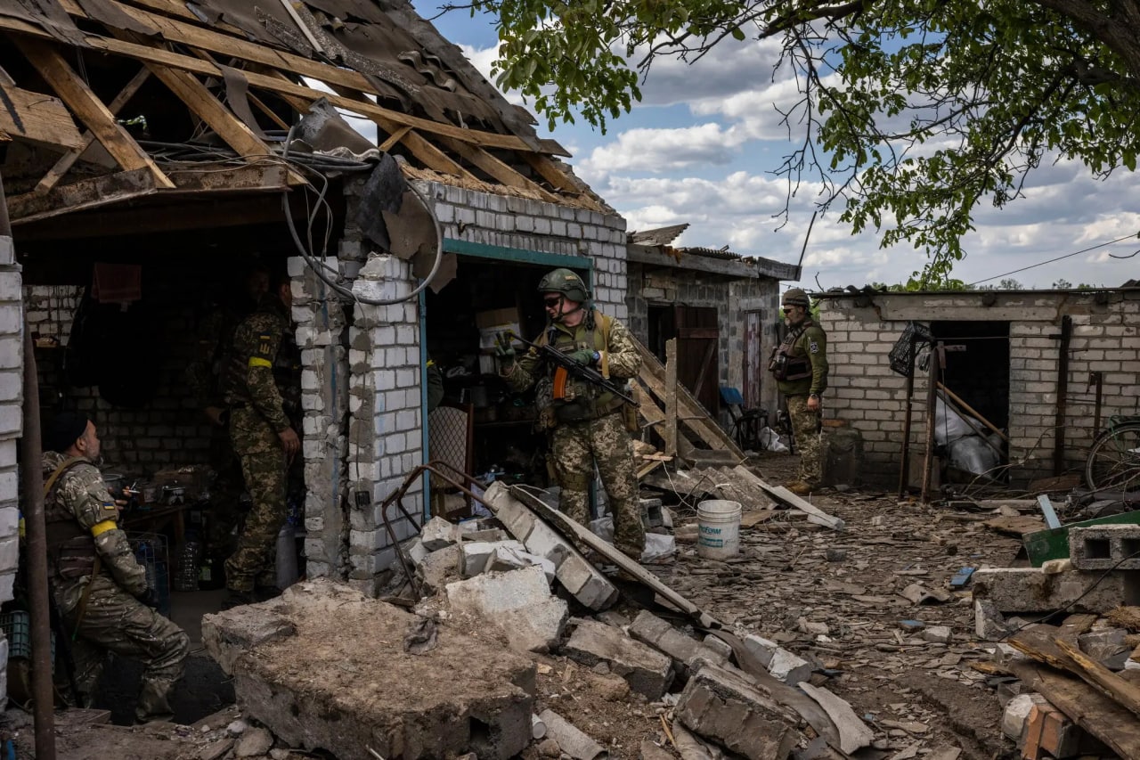 UŽIVO /VIDEO/ Oboren ukrajinski avion; Moskva uzvratila Podgorici; 