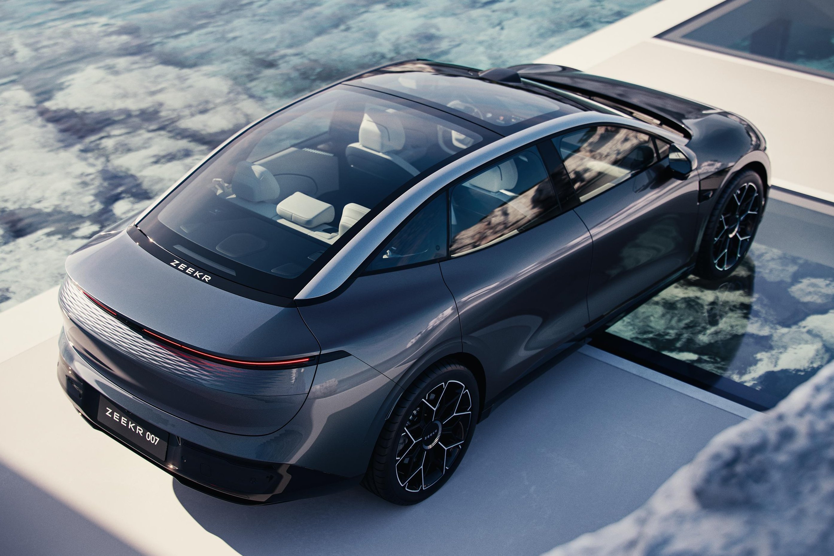 Zeekr 007 je premium kineski sedan s potpisom Audijevog dizajnera