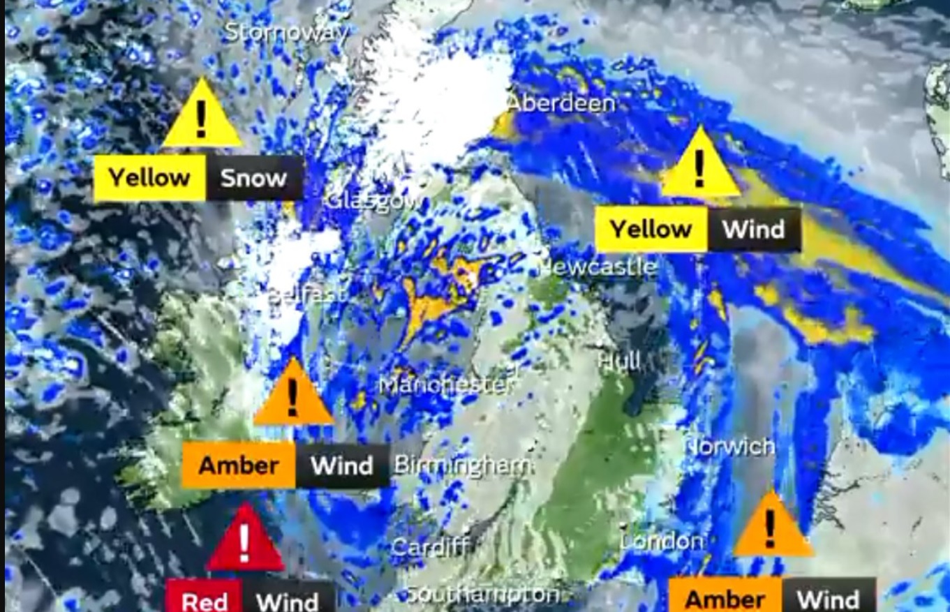 POSTOJI OPASNOST PO ŽIVOT Britanija se sprema za jednu od najgorih oluja