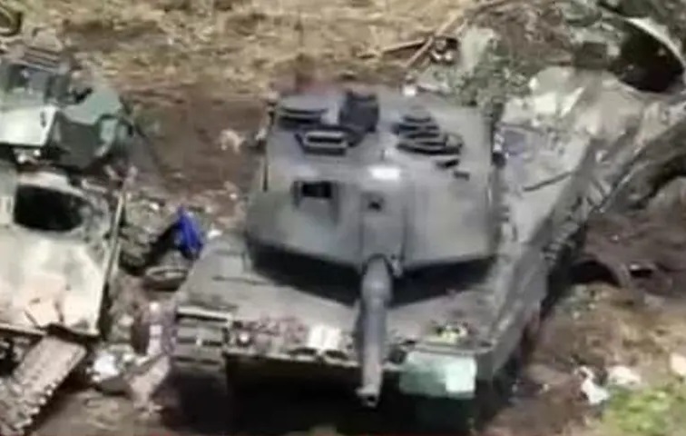 Šire se snimci uništenih tenkova Leopard: Šta to znači? (VIDEO)
