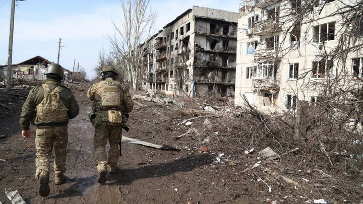 U Časovom Jaru, SBU 