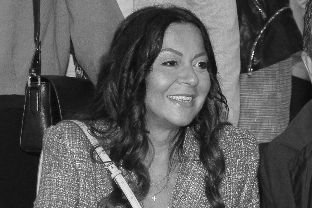  EVO KO JE BILA KSENIJA VUČIĆ Bogatu novinarsku karijeru gradila 30 godina, a najponosnija bila na svoju djecu