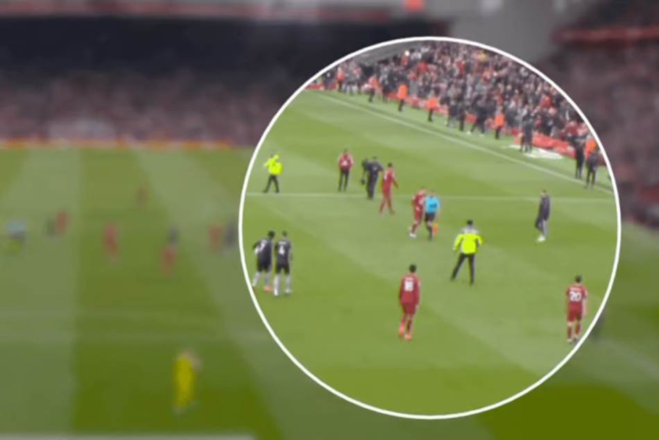 SKANDAL! SUDIJA UDARIO FUDBALERA LIVERPULA? Poslije prigovora ga odalamio laktom, scena kakva se ne pamti! (VIDEO)