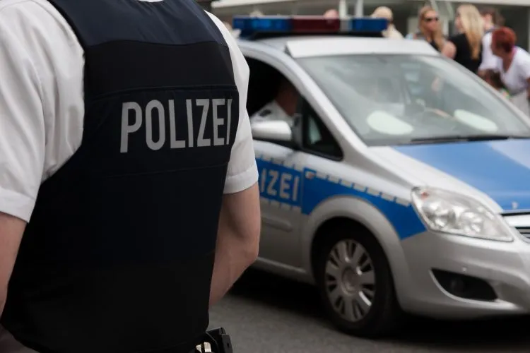 Pet članova krajnje desničarske terorističke grupe uhapšeno u Njemačkoj