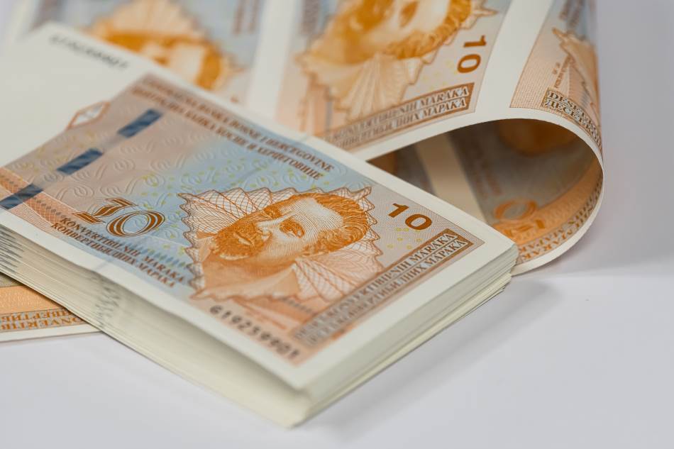 Evro vrijedi više od dvije KM? Gugl pogriješio i raširio paniku u BiH