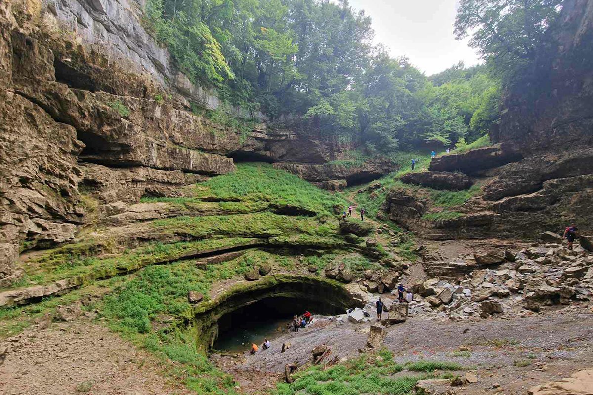 Planinari uživali u čarima Grmeč planine