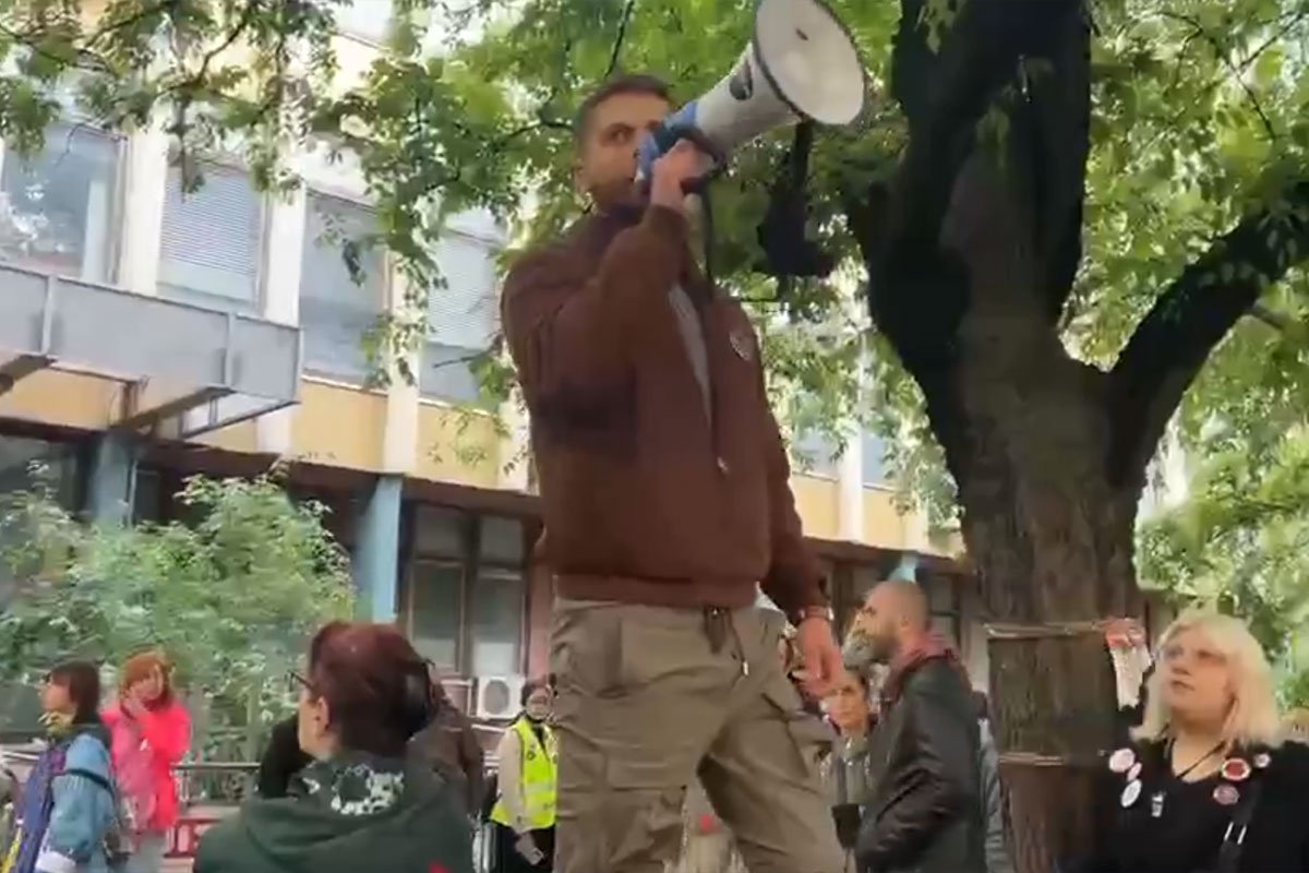 Blokirani svi ulazi u novosadski sud, porodica Marije Vasić i dalje bez informacija o njoj (VIDEO)