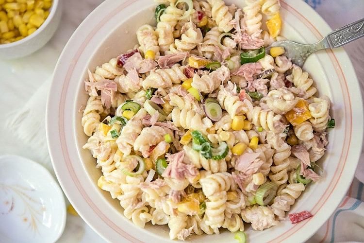 Salata od tunjevine i krastavaca