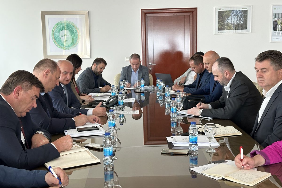 Sastanak u Banjaluci: Očuvanje rada RiTE Ugljevik i Gacko od strateškog značaja