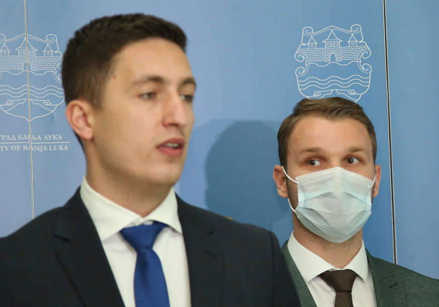 „Gradonačelnik plasira neistine“ Ilić tvrdi da je od UKC Srpske dobio drugačije fotografije obroka koji se daju porodiljama