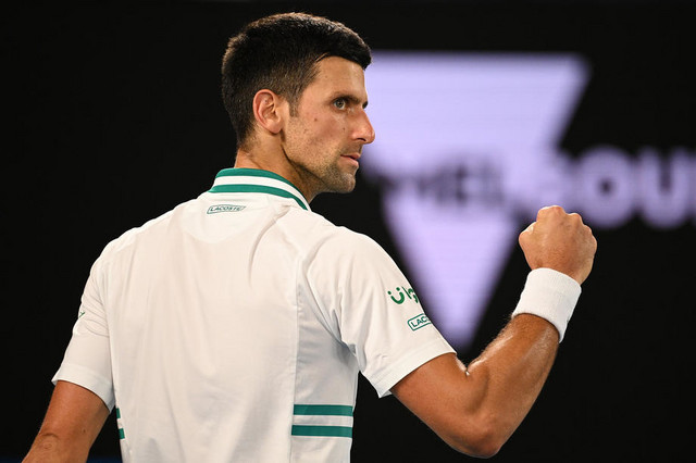 Novak lako do četvrtfinala: Đoković sjajnim tenisom odgovorio na nesportsko ponašanje protivnika