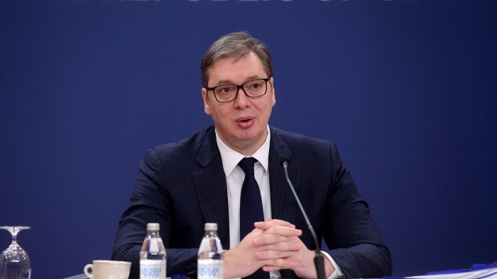 Vučić: Srbija će pomoći, daće prvo zemljama 