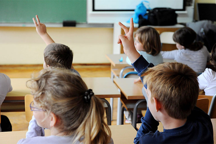 Đukić Dejanović: U školama će biti 270 pedagoga i psihologa više