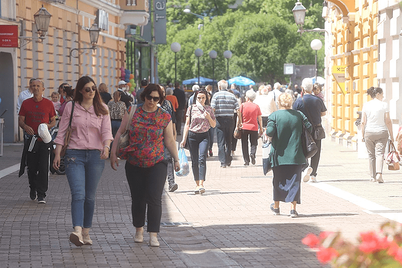 ODGOVORNOST NA GRAĐANIMA Broj zaraženih RASTE, nadležni poručuju – JOŠ POD KONTROLOM