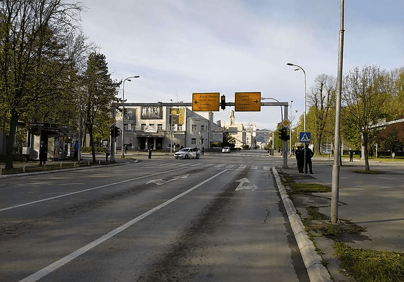 Zatvorena glavna ulica: Zbog dolaska delegacije Srbije saobraćaj u centru Banjaluke obustavljen do 12 časova