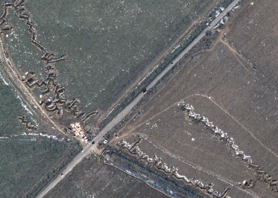 Rovovi, barikade, minska polja: Rusi spremni za najveći rat? (FOTO,VIDEO)