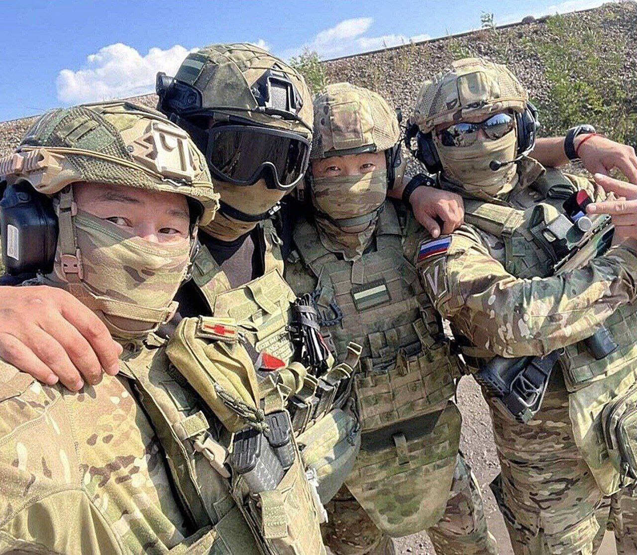 Pucaju po šavovima: Rusi 